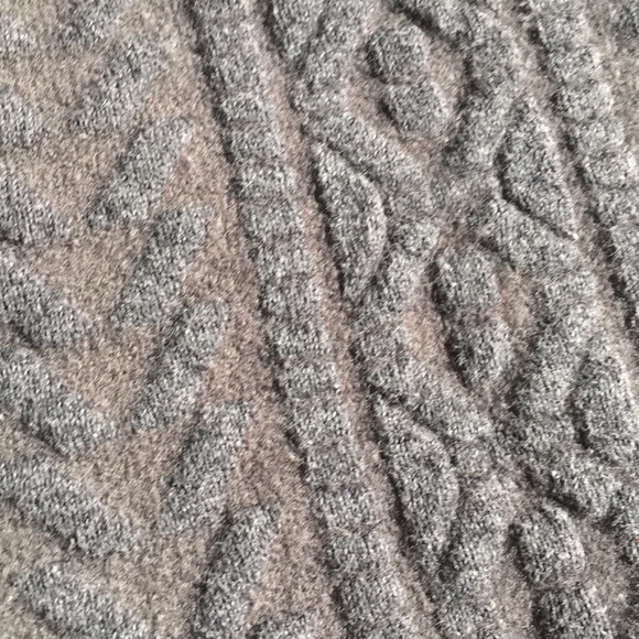 Grey bodycon sweater dress - Picture 2 of 4